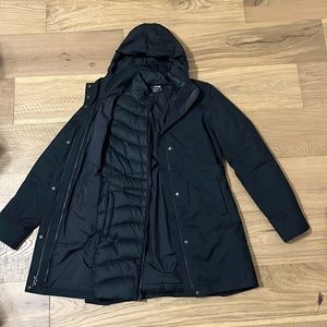 Women’s Black North Face 2-in-1 parka